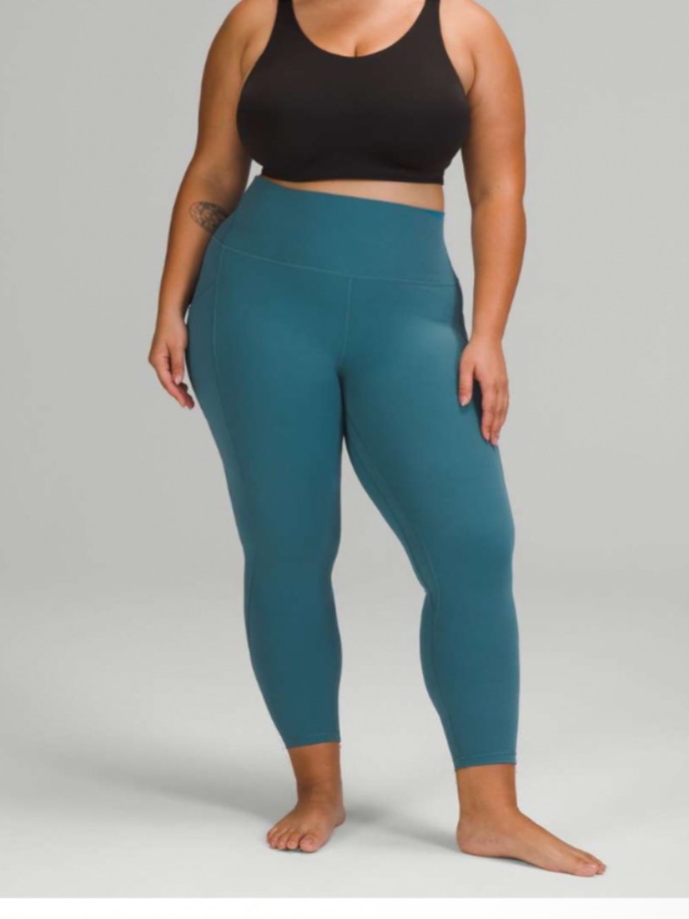 Lululemon Align with pockets size 8